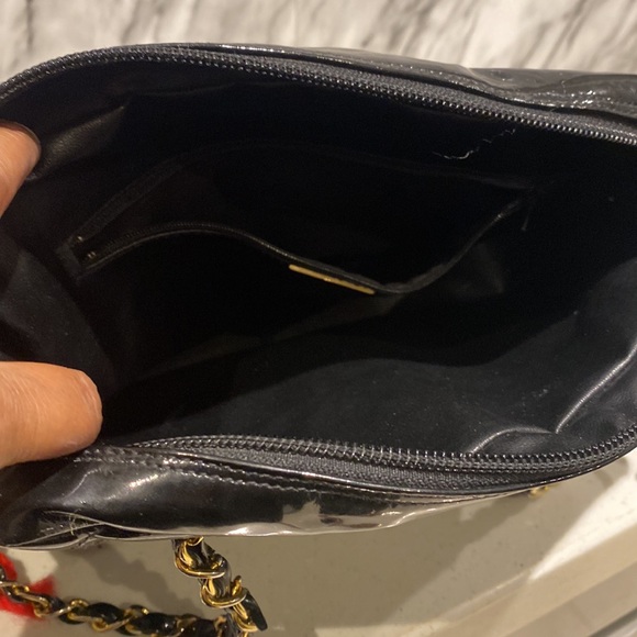 Zenith black bag with gold black chain - Picture 4 of 8